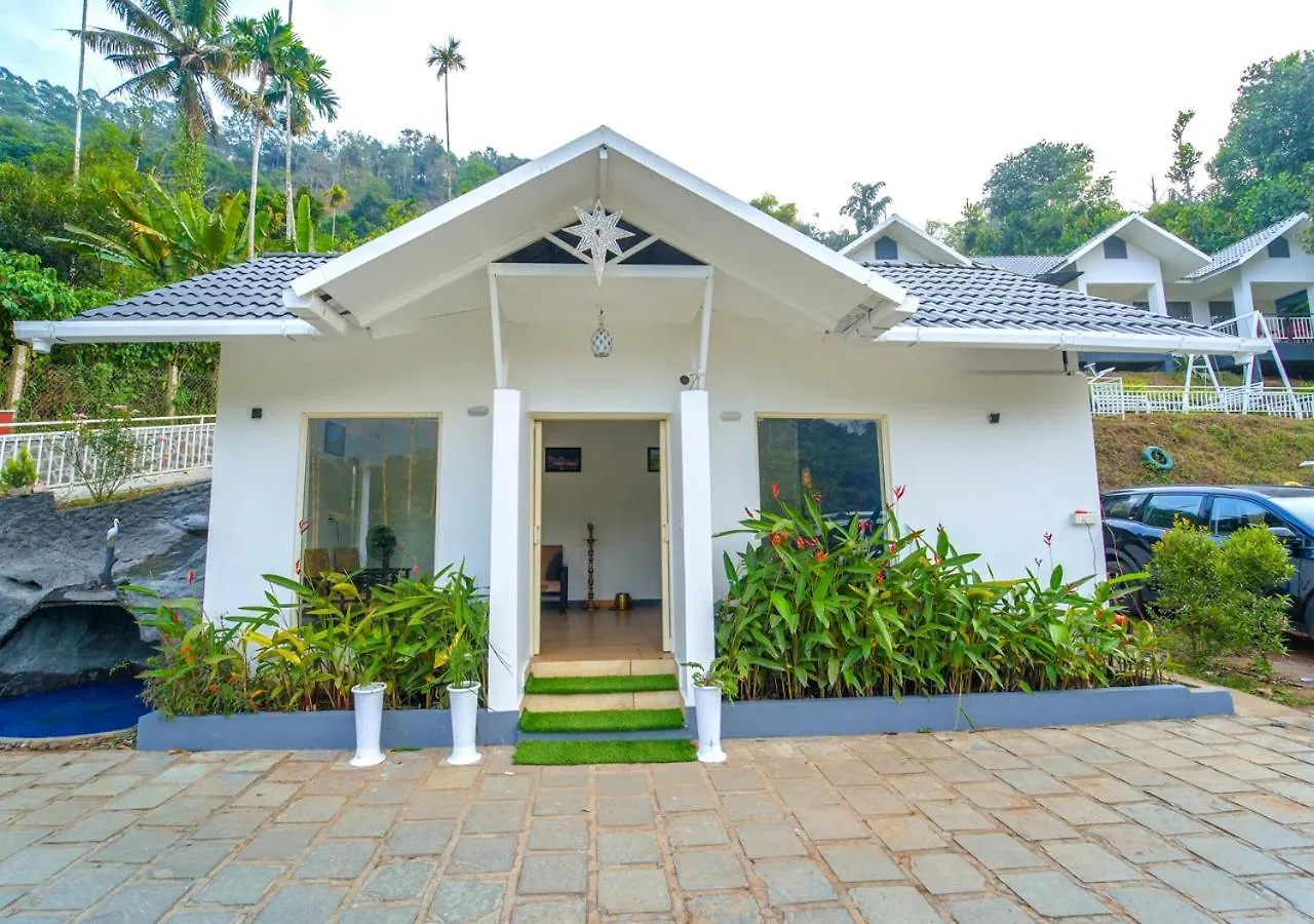 Munnar Majestic Resort With Pool 3*,