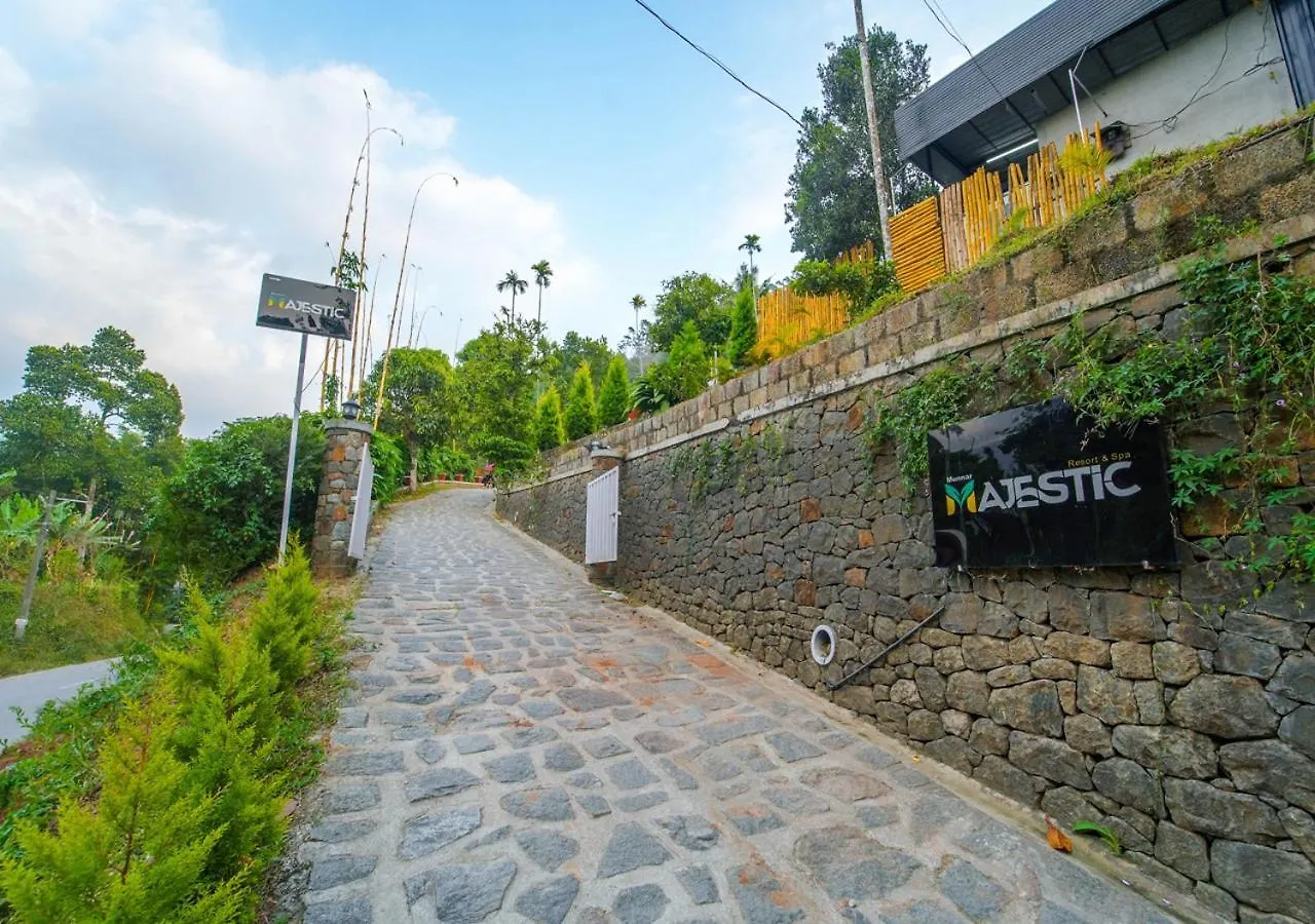 Munnar Majestic Resort With Pool