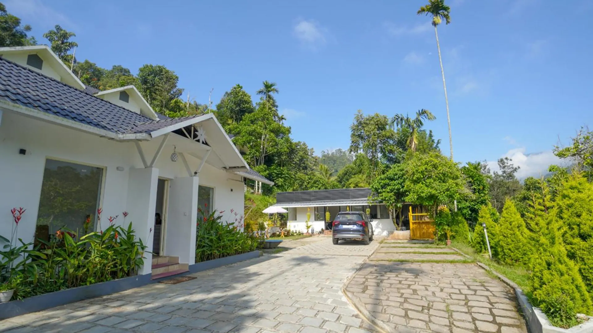 Munnar Majestic Resort With Pool