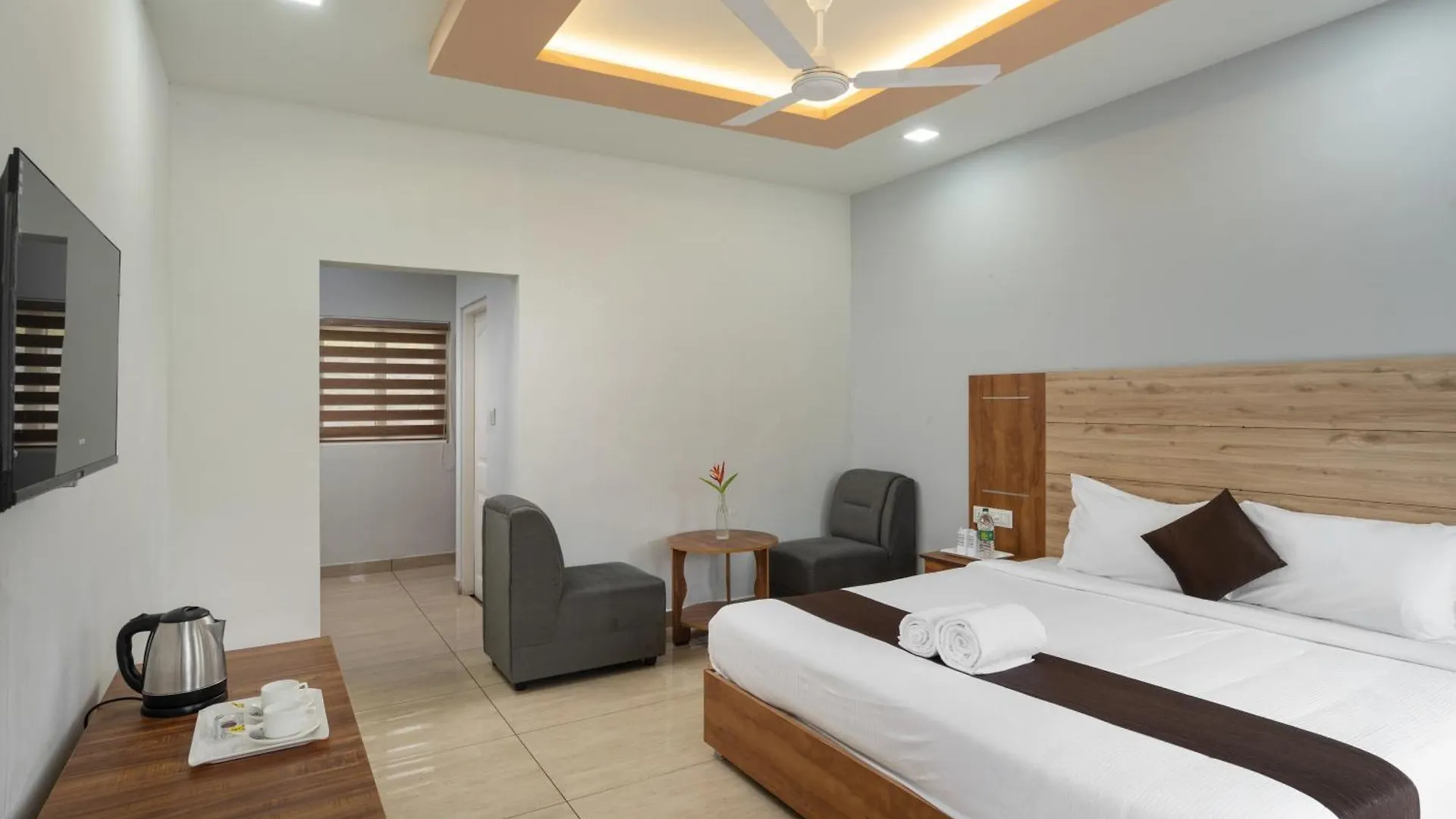 Munnar Majestic Resort With Pool