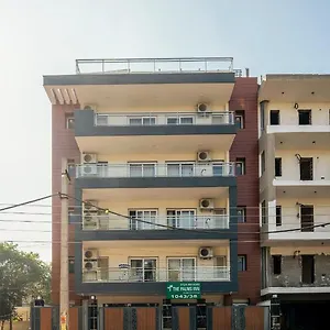 *** Hotel The Palms I Near Medanta Medicity I Sec-38 India